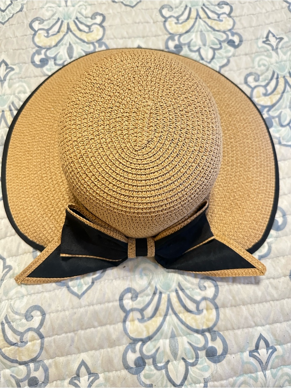 David and Young Tan Straw Sun Hat with Black Bow Trim